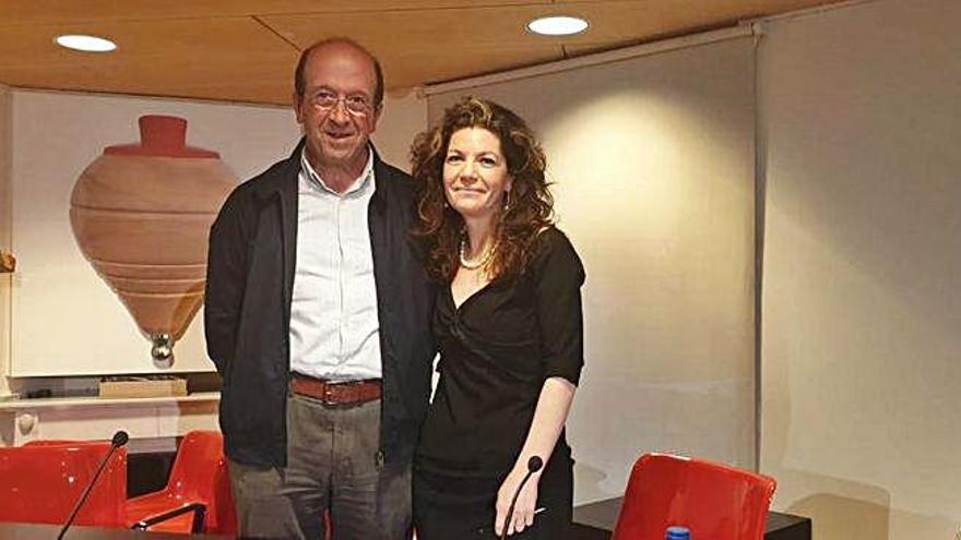 Mònica Soler presenta la novel·la «La melodia blava de la memòria» a Figueres