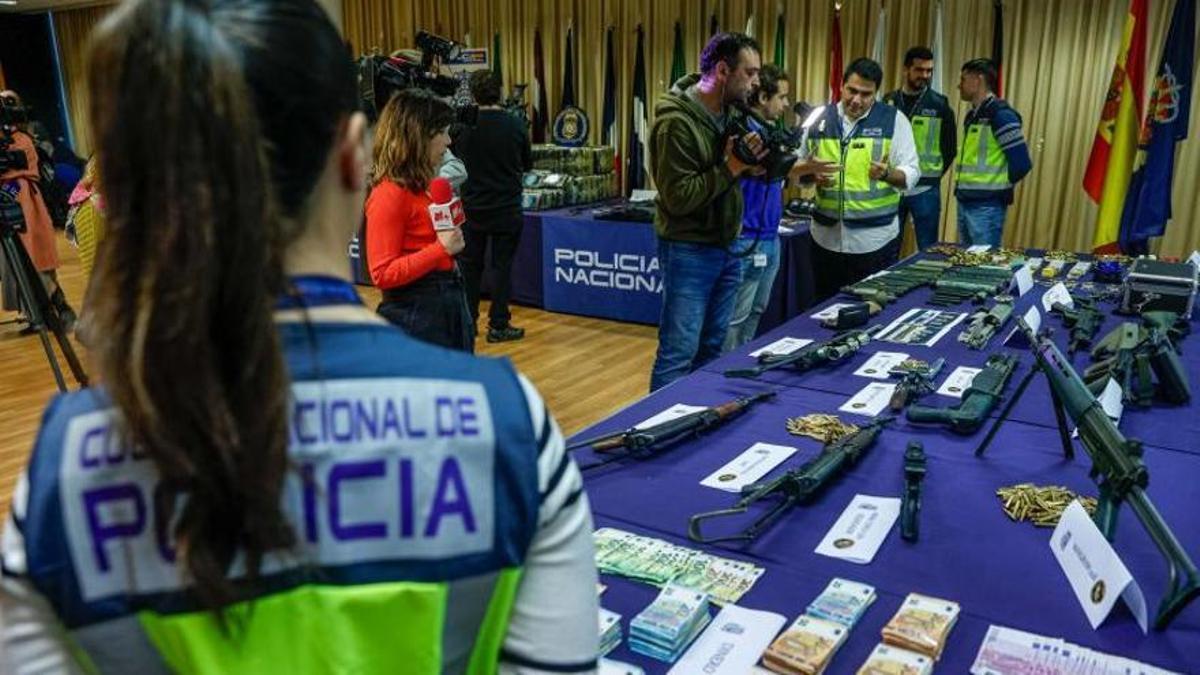 El arsenal que la Policía incautó el narco El Matador en Siero (Asturias).