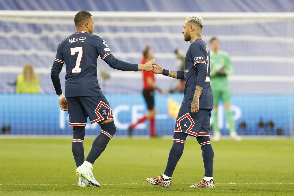 Neymar y Mbappé comparten equipo en el PSG