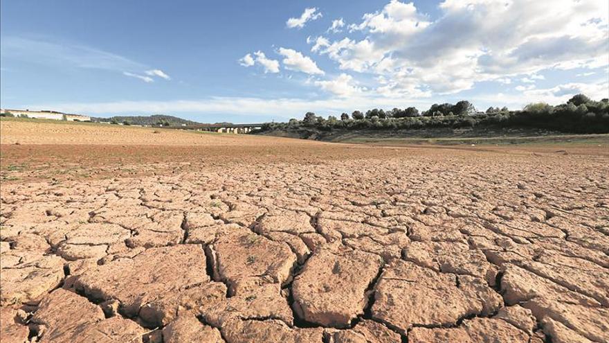 Sequía y cambio climático fuerzan a PP y PSOE a pactar por el agua