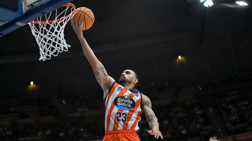 El Obradoiro hace oficial la llegada de Yunio Barrueta