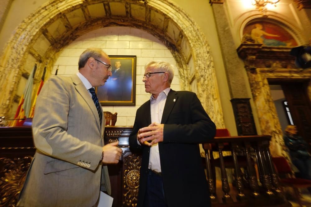 Pleno extraordinario del Ayuntamiento de Valencia por Rita Barberá