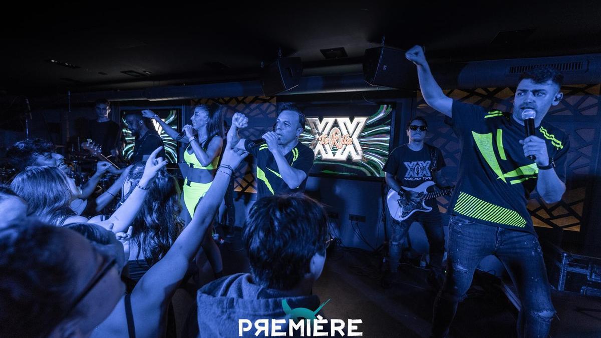 Grupo Tekila en una actuación en Bravo di Premiere