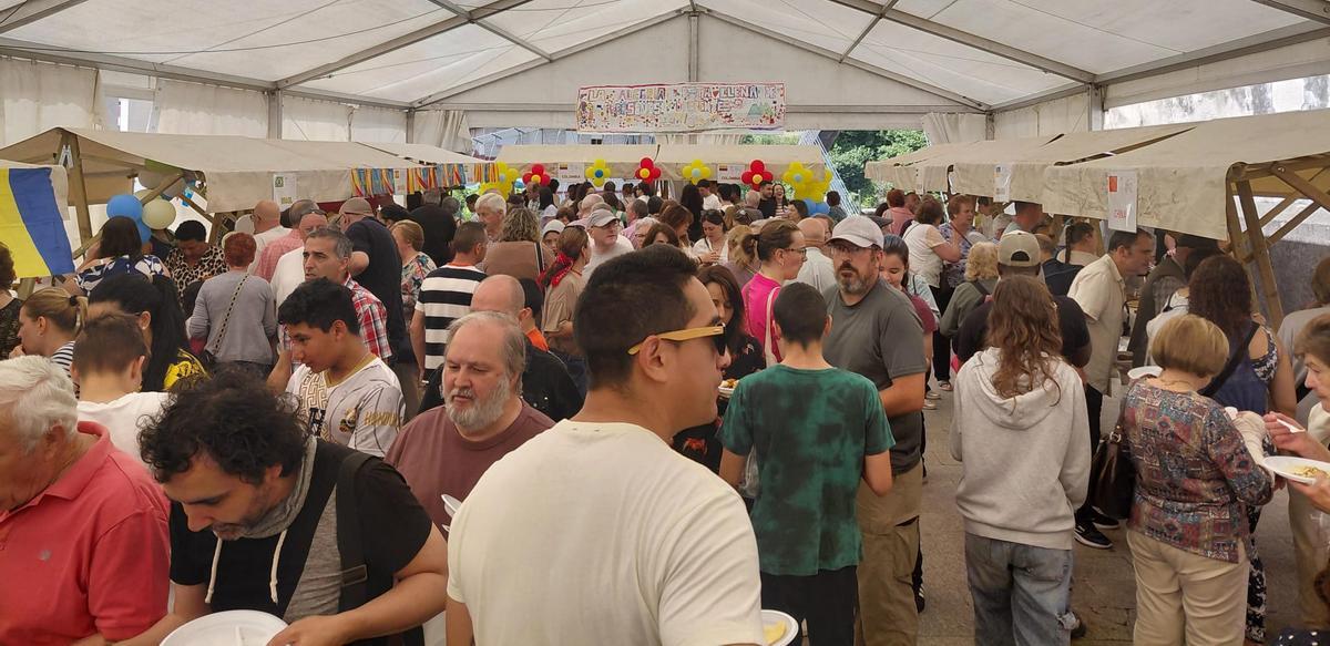 En imágenes: la jornada gastronómica y cultural "Saberes y sabores" triunfa en Cangas