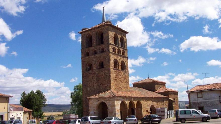 La iglesia de Tábara, en el camino mozárabe-sanabrés.