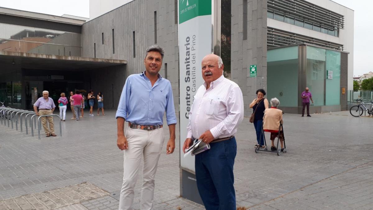 El PP denuncia que solo se sustituye a un 1,3% de médicos en verano