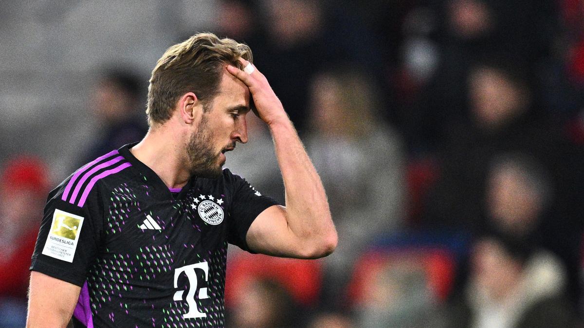 Harry Kane, negado con los títulos