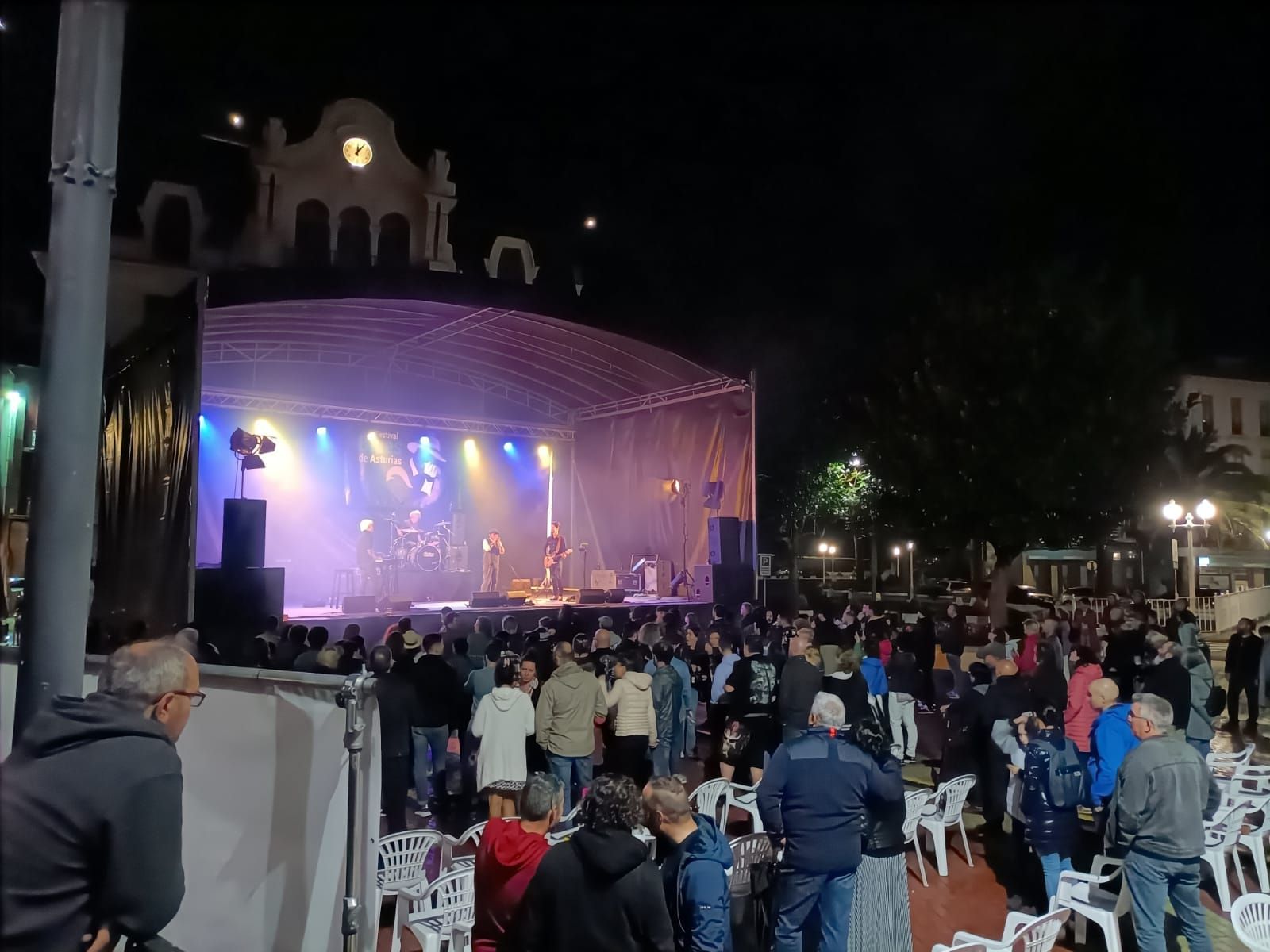 El primer concierto nocturno del festival, este viernes.