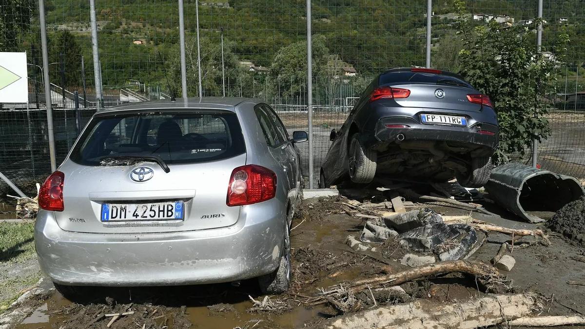 Terrible temporal con vientos huracanados en Córcega que ya ha dejado seis fallecidos