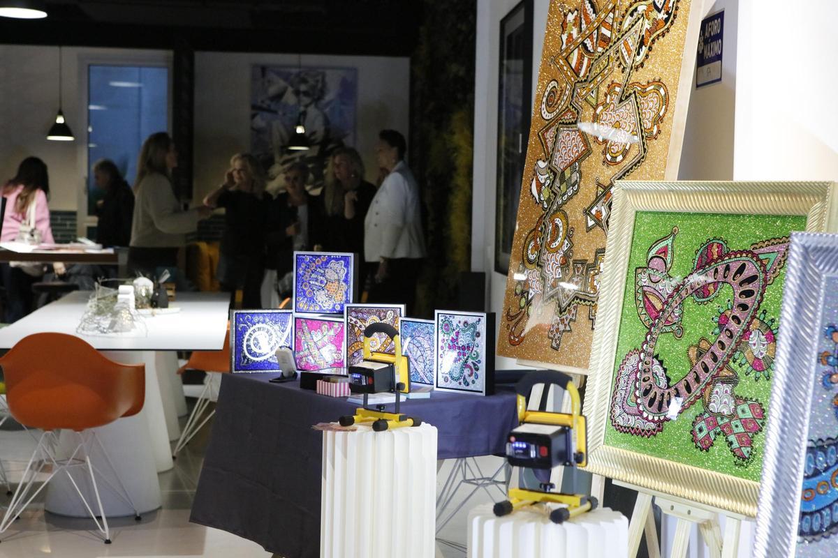 "Art & Wine - Christmas Edition" im Circle Food Corner in Santa Ponça.