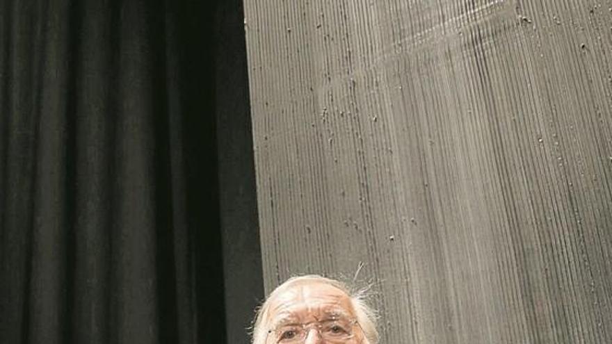 René Koering, en el escenario del Campoamor, durante los ensayos de &quot;Pelléas et Mélisande&quot;.
