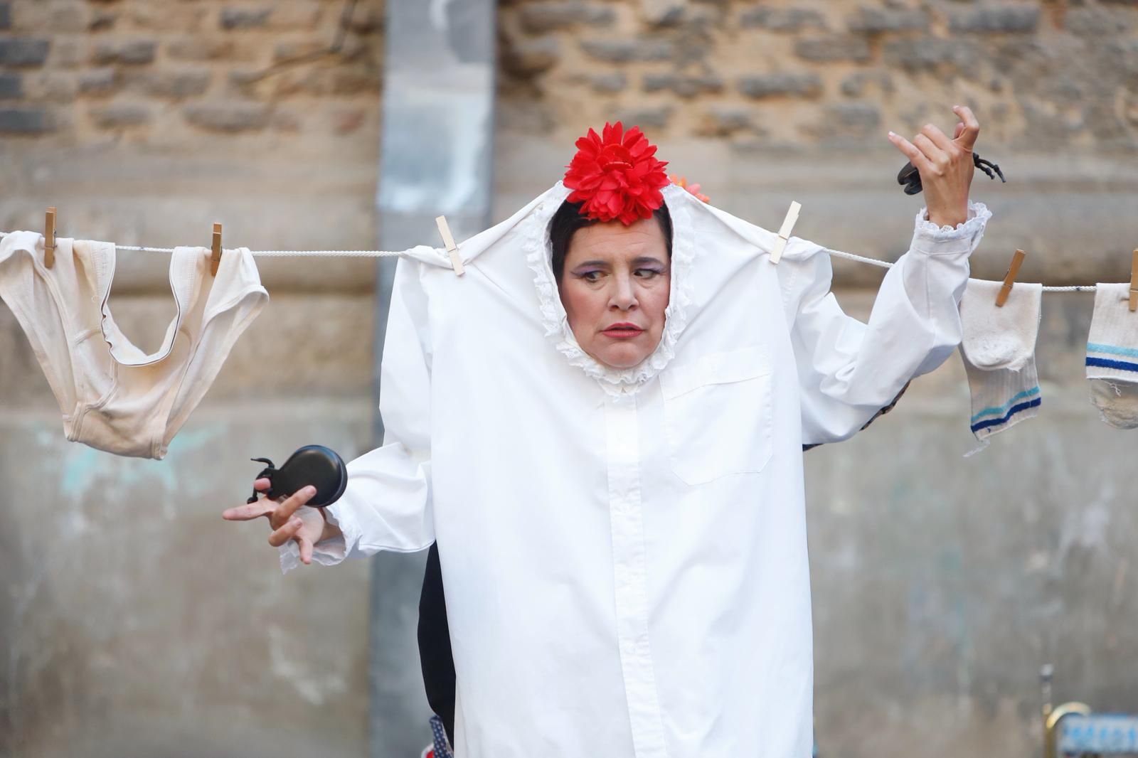 EN IMÁGENES | Off de calle: el espejo negro (Andalucía) presenta La cabra