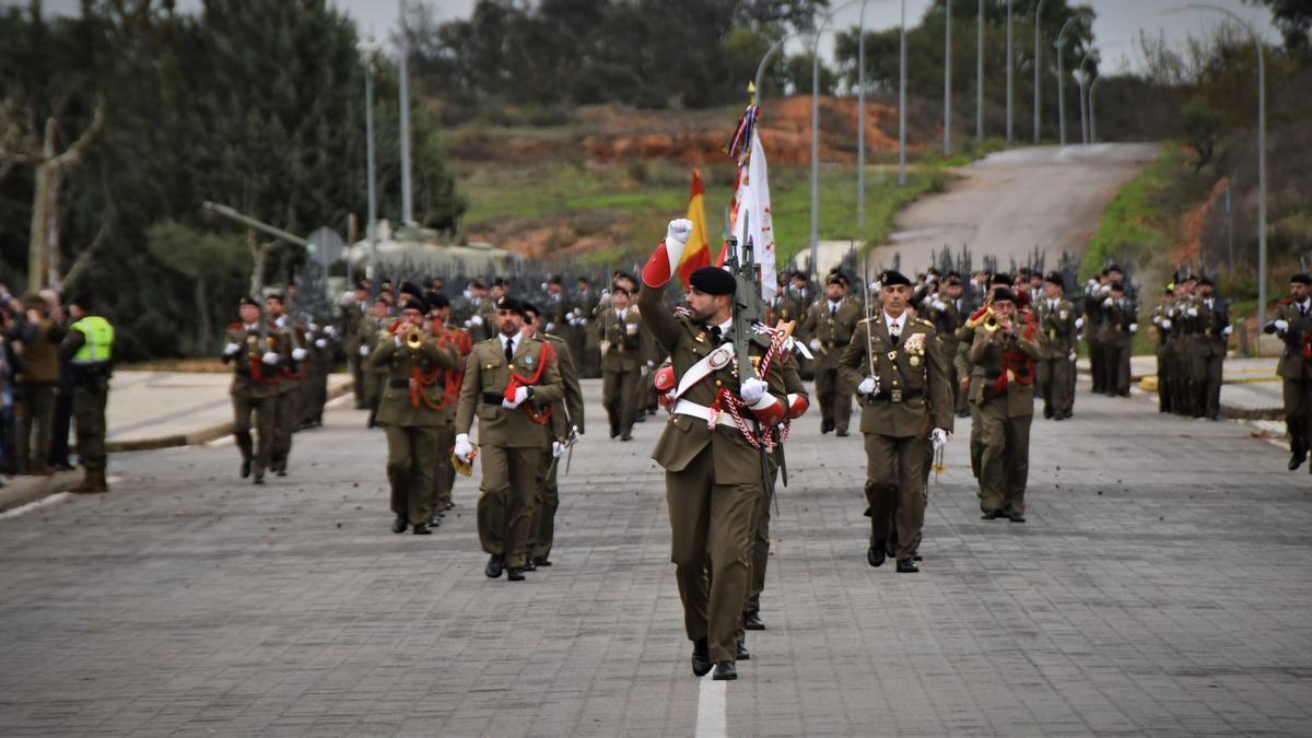 Desfile en la base de Bótoa.