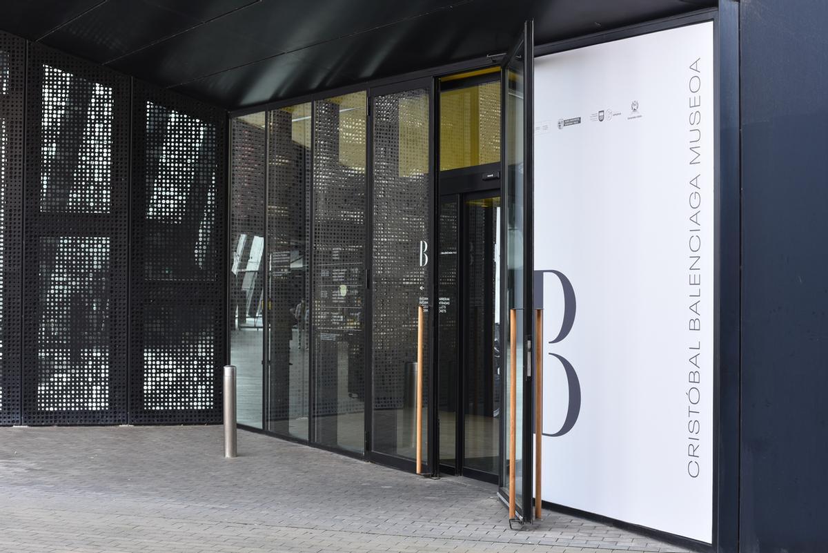 Exterior del Museo Balenciaga de Getaria, Gipuzkoa