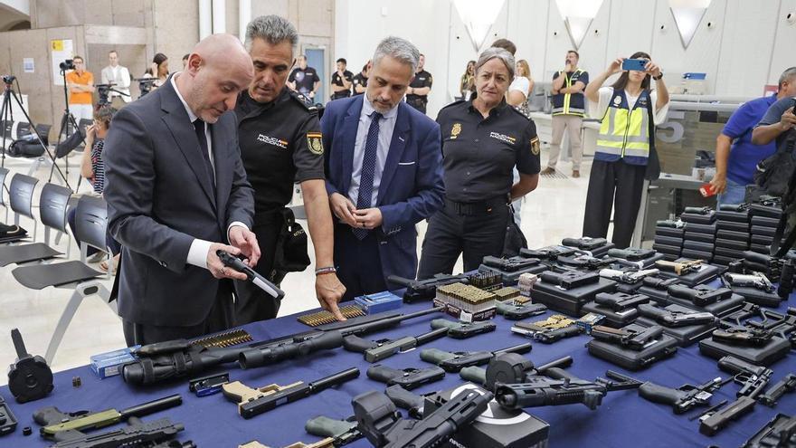 Un traster de Figueres amagava un dels arsenals clandestins d’armes "més grans" d'Espanya