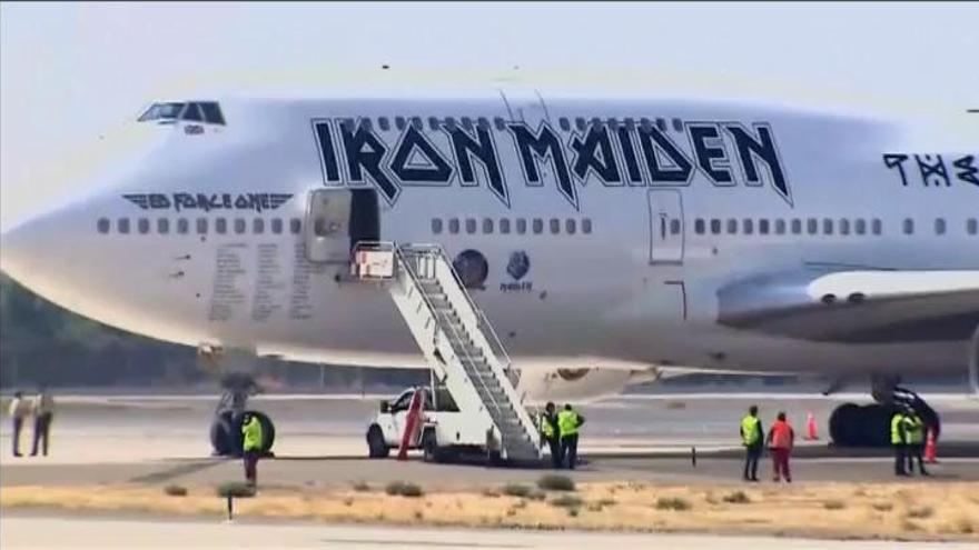 El avión de 'Iron Maiden' sufre un accidente al repostar en Chile