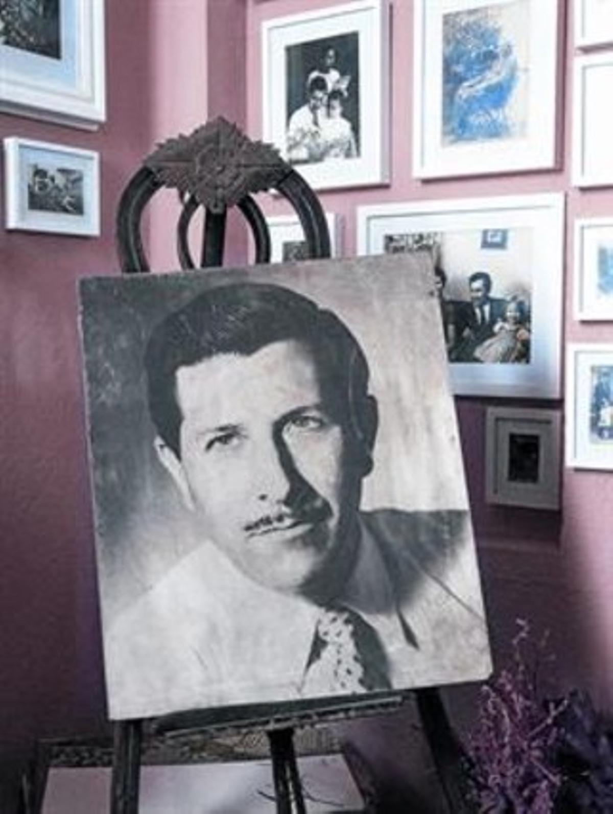 un gran desconegut. Nascut a Tortosa i establert a Barcelona, Pere Benet Domingo va fugir al Brasilel 1952. Allà es va convertir en unafigura de l’art i l’escena, fins queva morir el 1969, als 55 anys.