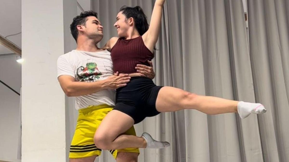 Pablo Pavón y Andrea Alcalá, en un ensayo de la obra. | ARTES PAVÓN