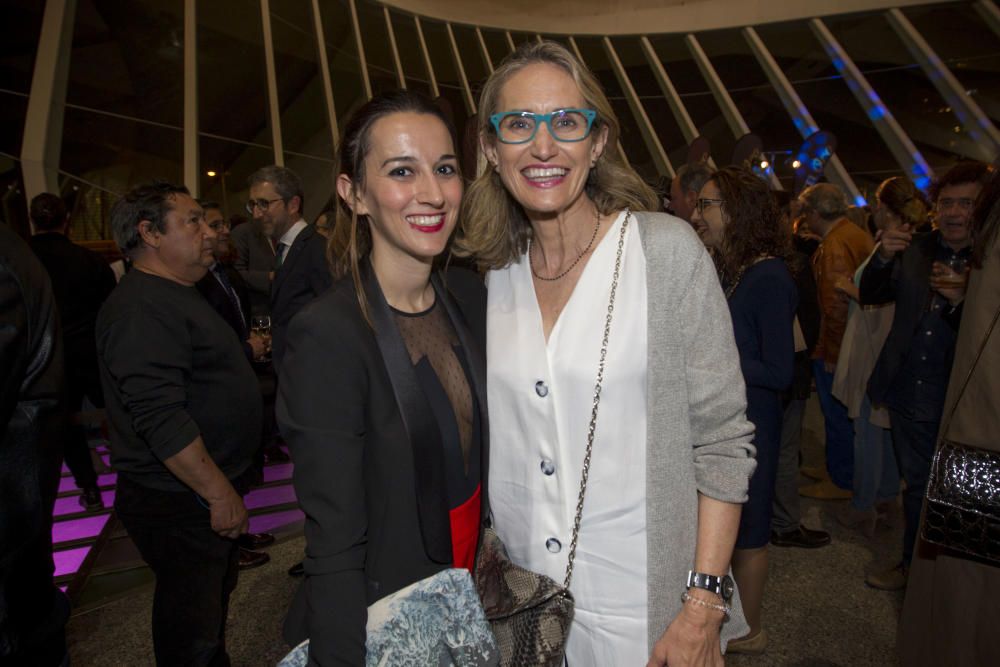 Marta Hortelano, directora general de Relaciones Informativas de la Generalitat y Celia Calabuig, presidenta de Avanqua.