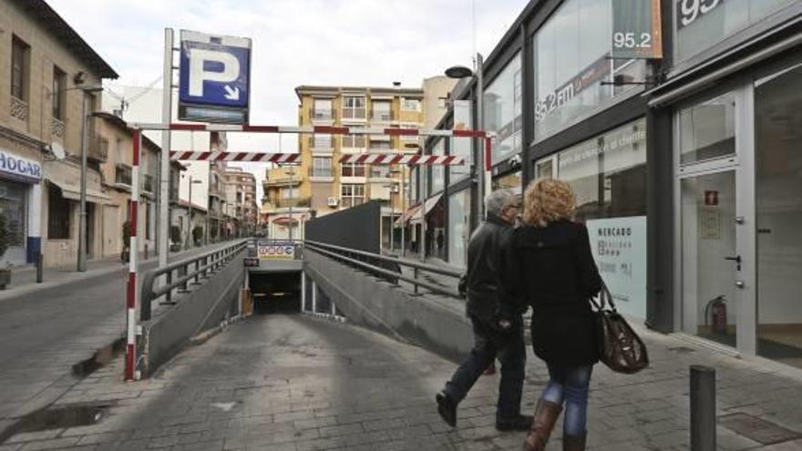 Ortiz renuncia a gestionar el parking del Mercado y cede la explotación a otra empresa