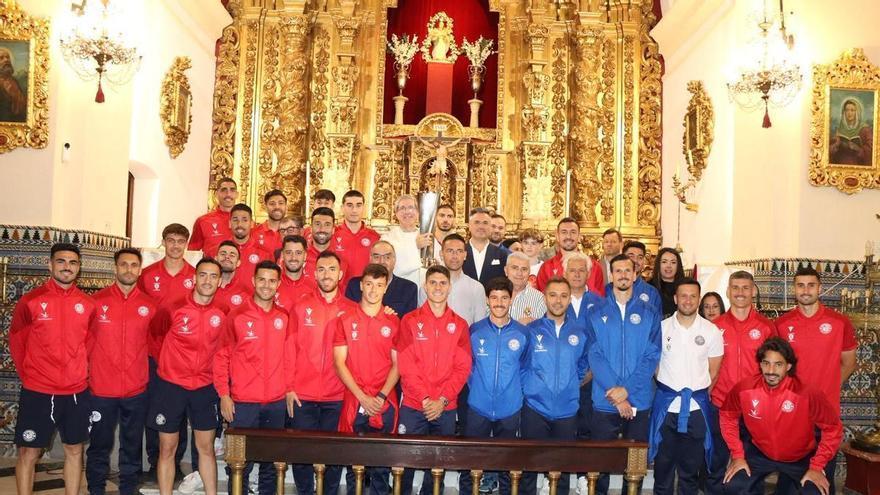 El Extremadura luce su campeonato