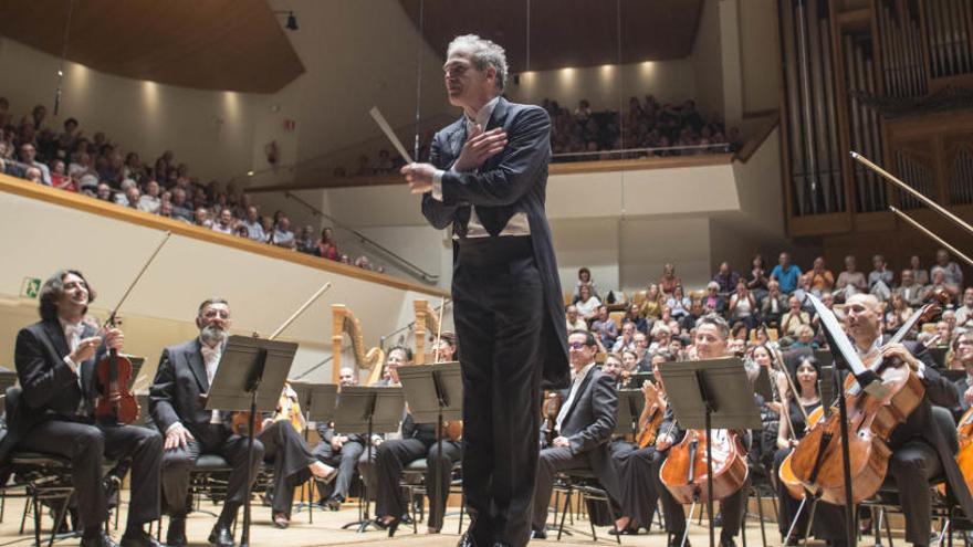 Yaron Traub vuelve a dirigir a la Orquesta de València con la «Trágica» de Mahler