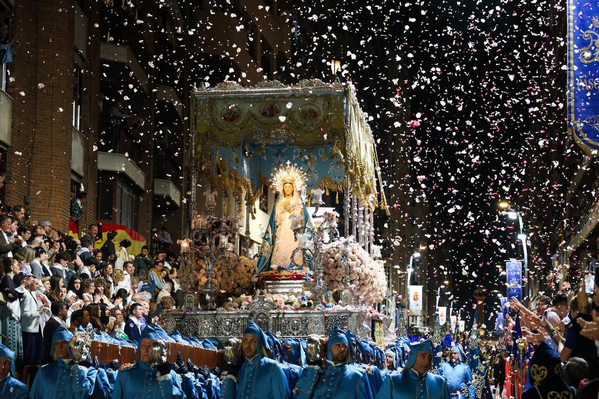 Stma. Virgen de los Dolores, titular del Paso Azul.