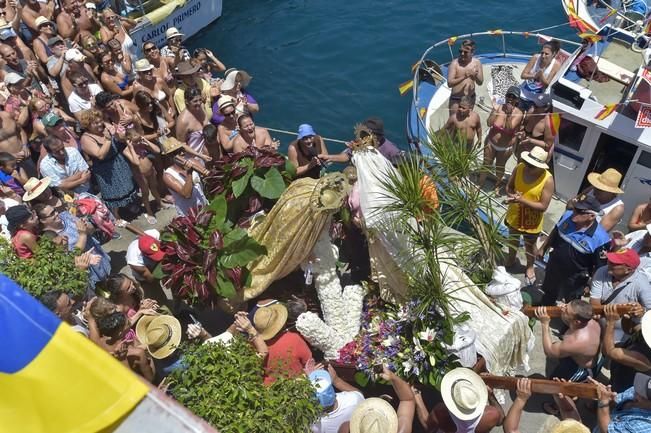 Procesión marítima de la Virgen del Carmen ...