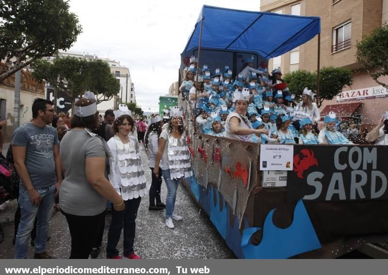 Almassora se llena de fiesta con la cabalgata