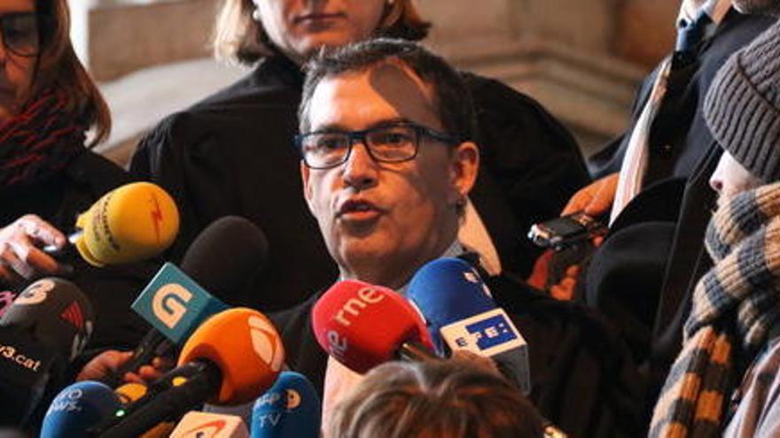 L&#039;advocat de Puigdemont descarta que pugui ser investit des de Brussel·les i diu que si torna serà detingut