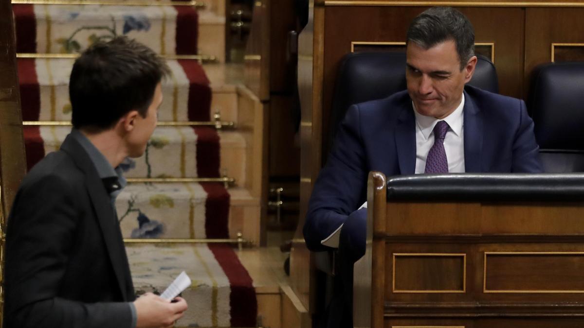 Pedro Sánchez e Íñigo Errejón, en el Congreso.