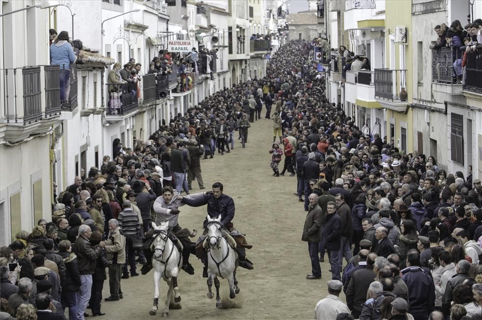 El Día de la Luz en la localidad cacereña de Arroyo de la Luz