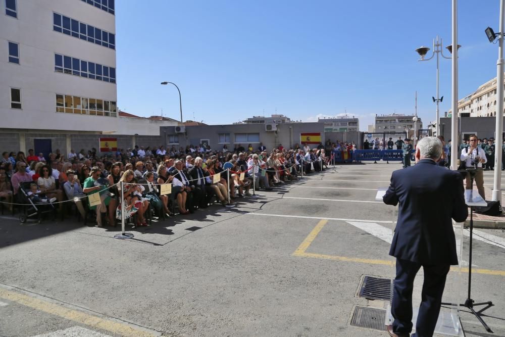 Misa y acto castrense en el cuertel de la Compañía de la Guardia Civil de Torrevieja y la Vega Baja el día de la Virgen del Pilar