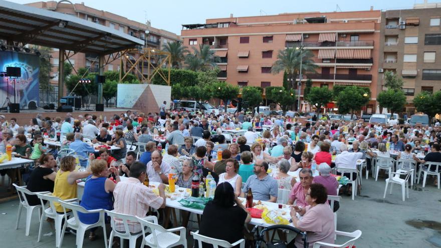 La cena a los mayores da paso a las Fiestas de Albal