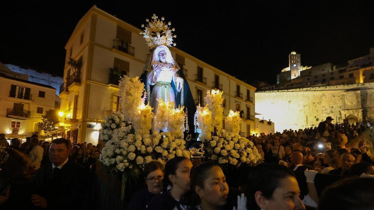 Imagen de archivo de la procesión del Santo Entierro, el Viernes Santo del año pasado.