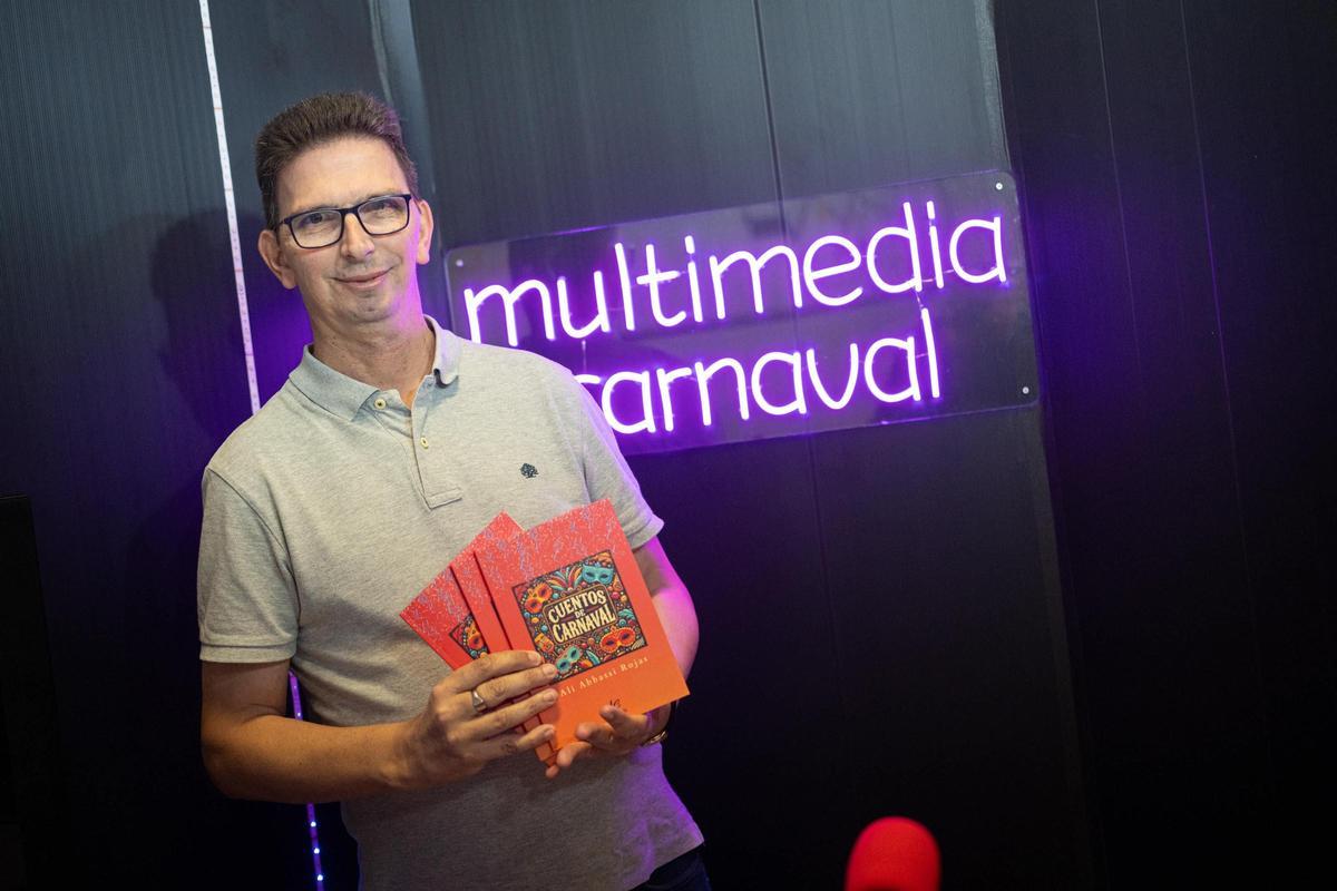 Ali Abbassi (La Laguna, 1972) , letrista de una canción de Carnaval.