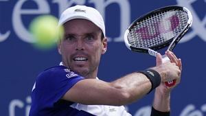 zentauroepp54652441 roberto bautista agut  of spain  reaches to return a shot by200828130229