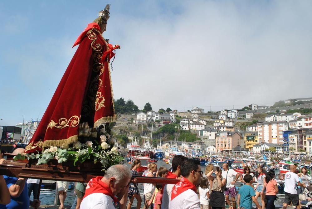 Procesión de la Virgen del Rosario en Luarca