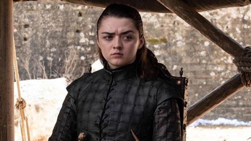 Maisie Williams como Arya