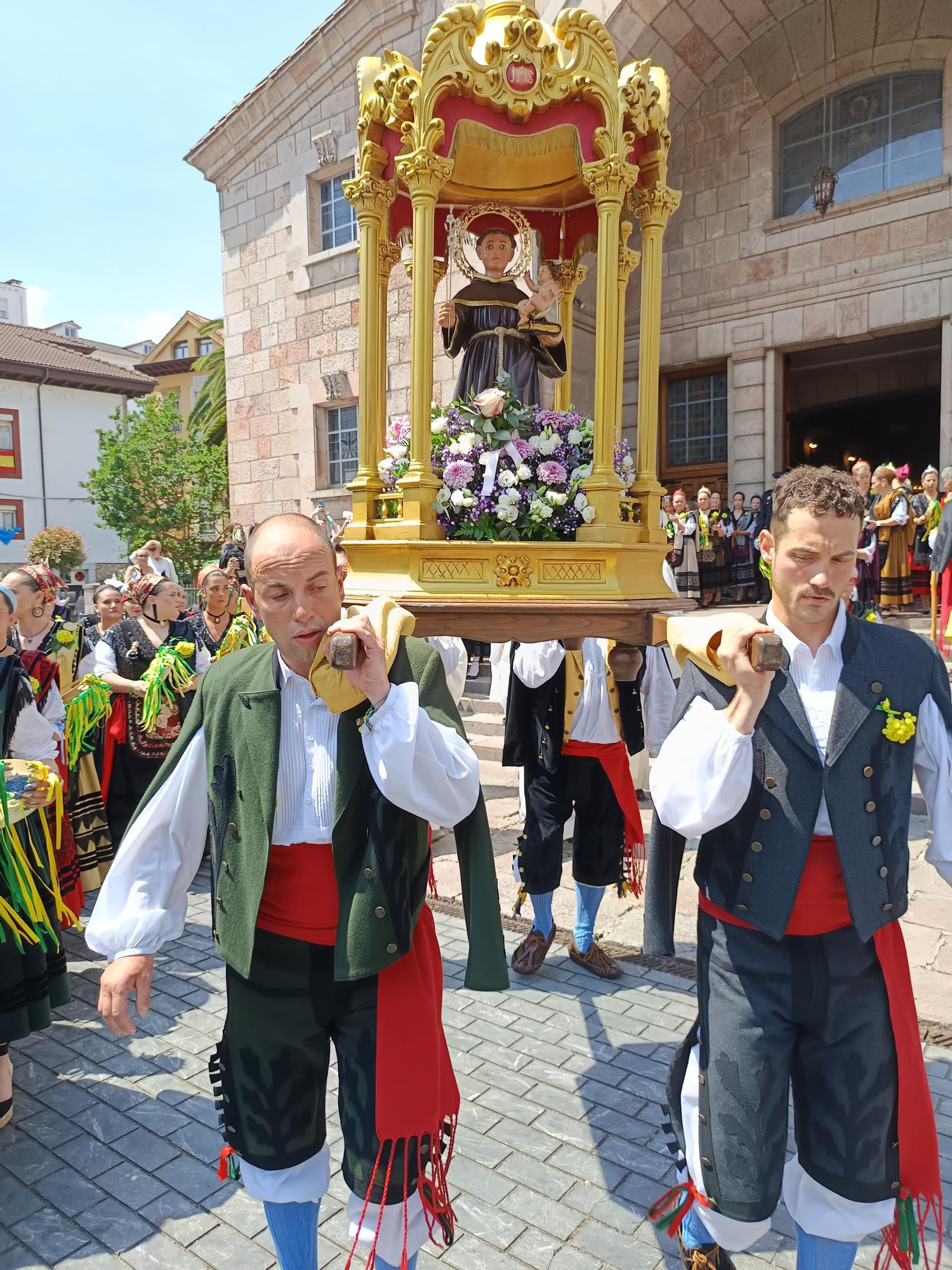 Fiestas de San Antoniu en Cangas de Onís