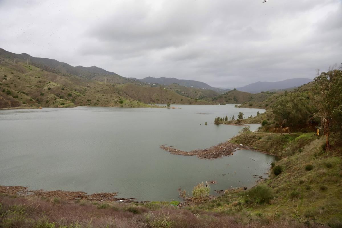 Desembalse de la presa El Limonero