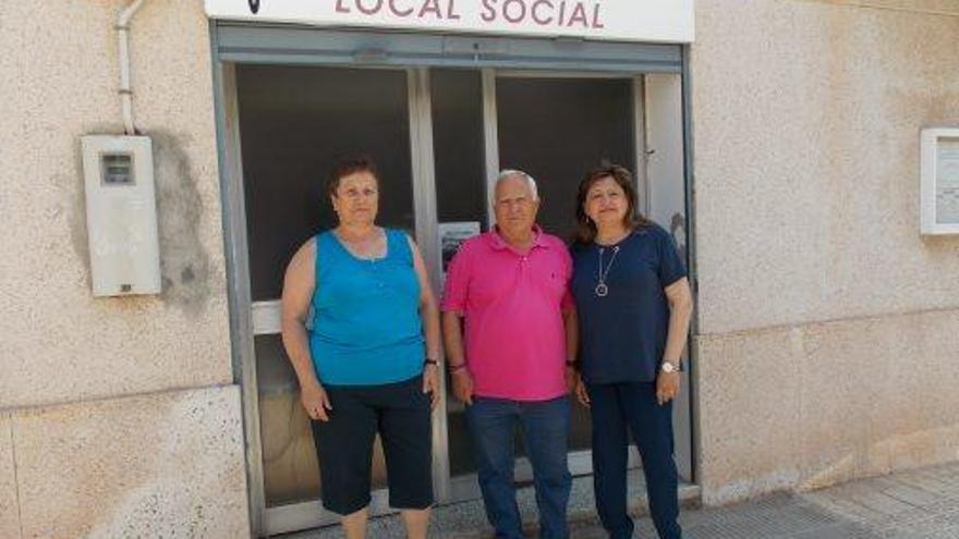 Maseda, Porcel i Lucas, al local de l&#039;Associació de Veïns de la Mion