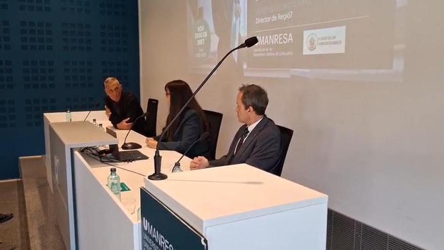 Un instant de la presentació del grau en Dret