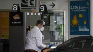 Los precios de la gasolina y el gasóleo bajan por primera vez desde noviembre