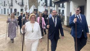 Alejandro Jurado, en el centro, durante su viaje a Huelva con dinero público.