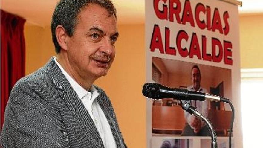 Zapatero afirma que qualsevol sortida a l&#039;actual bloqueig «ha de ser ben explicada».