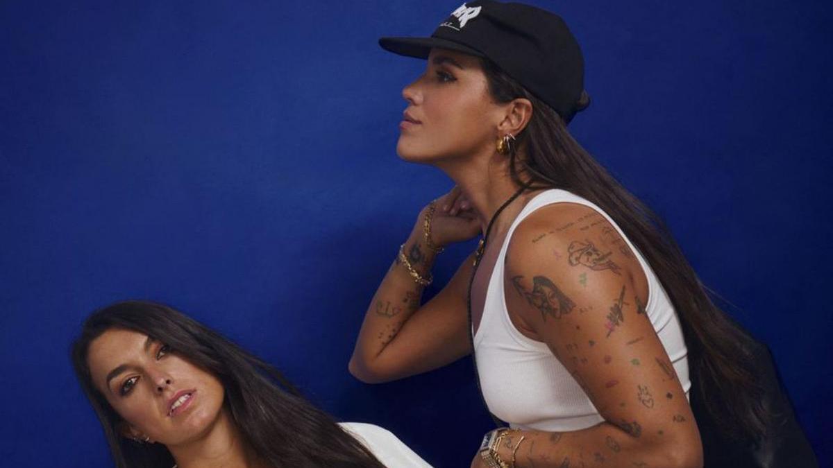 Carolina Moyano y Ana Legazpi.