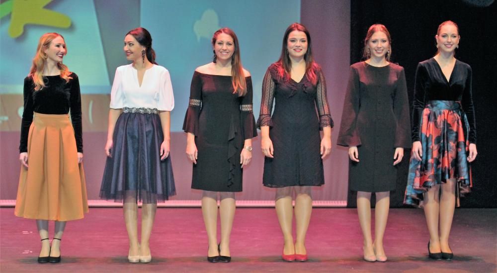 Las "impares": Neus Lozoya, Azahara Vallet, Ana Ebri, Laura Bennasar, Marta Alacreu y Paula Santarrufina.