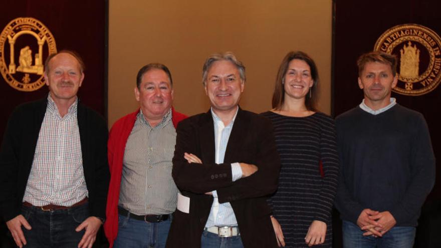 Enrique Pascual, José Antonio Carrillo, Dioni García, Virginia Gómez y Xabi Etxaniz, ayer en la UCAM.