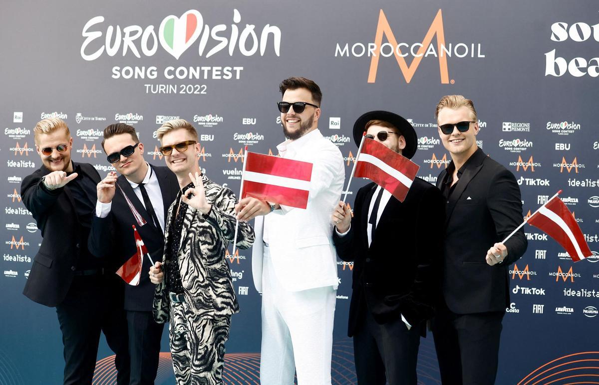 Citi Zeni, en la Alfombra Turquesa de Eurovisión 2022.